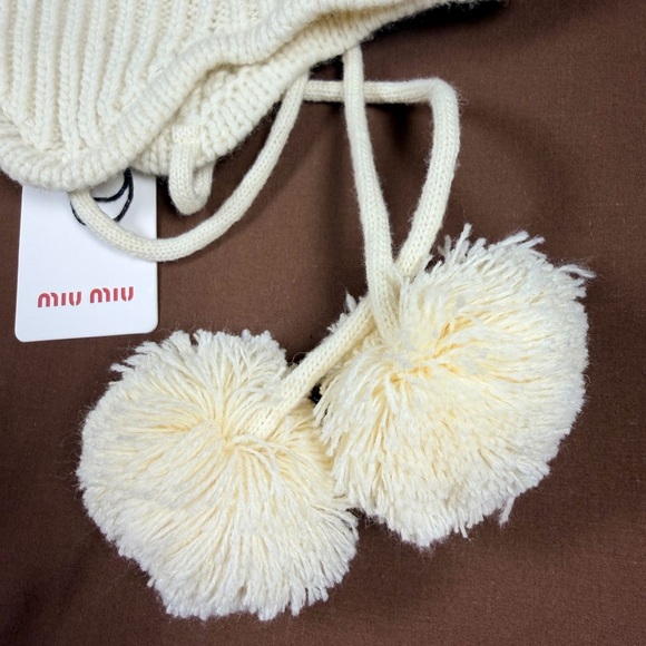 Women’s Miu Miu Ivory Knit Pom Pom Earflap Beanie Hat Winter Cozy - Picture 3 of 4